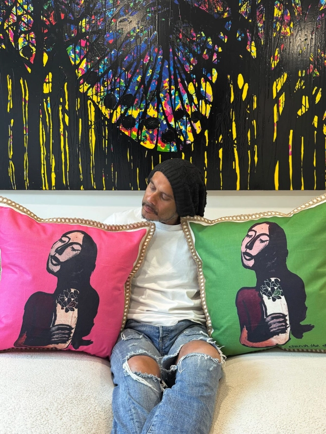 The Return of Artflava Cushions — 2025 Collection
Limited Edition. Crafted for those who cherish art, soul, and story.
They’re back — but not as you’ve known them.
The Artflava Cushion Collection returns, reimagined for 2025.
💗 Whitley Pink – Cherish the Day
💚 Vincent Green – Cherish the Day
🎨 Woman Collection – Sade & Amy
Each piece carries a fragment of the original artworks —
hand-finished, limited in number, and made for collectors who live with art every day.
Available soon exclusively via @art.flava —
Join the circle. 
.
.
#ArtflavaHome #CherishTheDay #WomanSeries #ArtflavaCushions #ModernRenaissance #ArtYouCanLiveWith #MelbourneArtist #SoulInColour #SadeInspired #AmyTribute #ArtCollectorsEdition #FlavaDesign #Artflava2025 #CreativeLiving #LimitedEditionArt